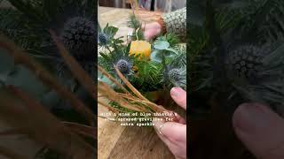 Christmas table centre using chicken wire. #christmascraft #christmastable #christmasflowers