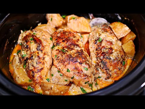 Easy Slow Cooker Creamy Garlic Butter Chicken and Potatoes Recipe