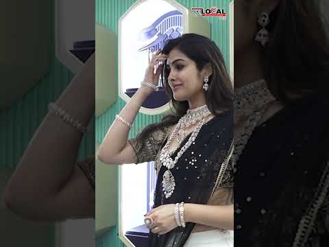 Actress Divi Cute Video🥰|puralocal| Actress Divi cute in black saree