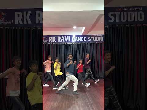 Bechain Meri Dhadkan 💕 #shorts #ytshorts #dance #rkravidancestudio #viralvideo