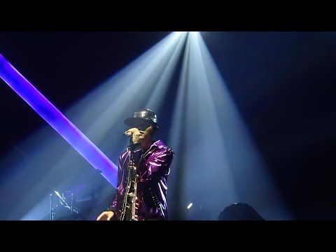 周杰倫【2014魔天倫2世界巡迴演唱會】聽爸爸的話 Live