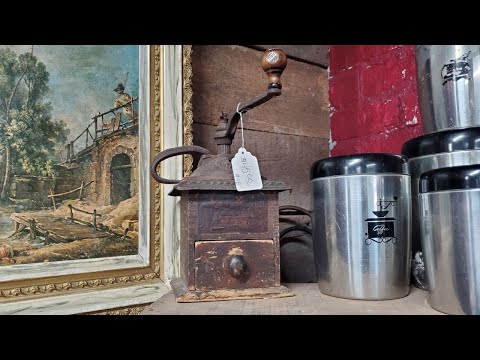 ANTIQUE & VINTAGE HOME DECOR SHOP TOUR Snippets | Cottage Farmhouse Primitive Decor Inspiration