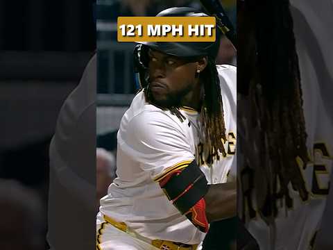 Oneil Cruz CRUSHES a ball 121 MPH