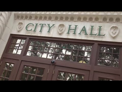 Flood of candidates sign up for San Antonio mayor, council races