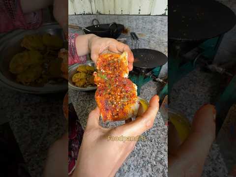 Punjabi Vada Pav #youtubeshorts #trending #vadapav #streetfood