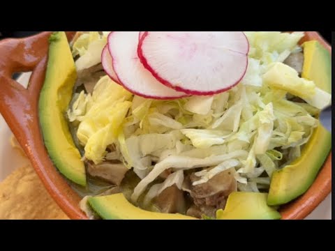 Pozole verde en Acapulco (doña licha)