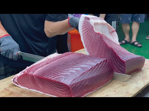 Amazing Giant bluefin tuna cutting Master /580磅!巨大黑鮪魚切割秀-Taiwan Street Food