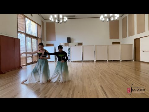 “Stepping in the Lotus Pond"《踩水入莲间》| Fei Tian Dancers | UC Berkeley Chinese Dance