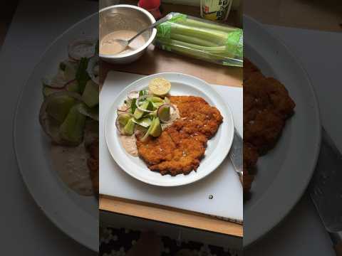 chicken milanese with kimchi ranch n veggies 🥒 #shortscooking #milanese #ranch