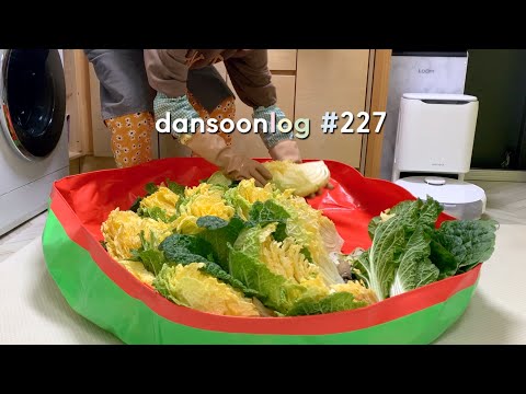 Autumn rural life in Korea vlog 227) Making kimchi alone