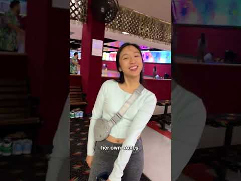 My first time skating again after 17 years! #rollerskating #vlog #thingstodo #losangeles #datenight