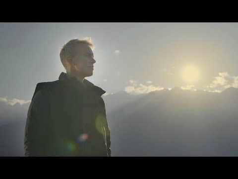 GFX100 II: Søren Solkær in Bhutan / FUJIFILM