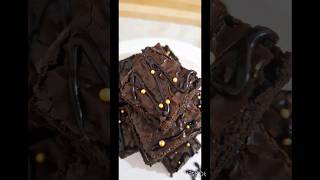 #fudgybrownie #brownie #brownietower #youtubeshorts #homebaker#deliciousdelightsofficial#instabaker