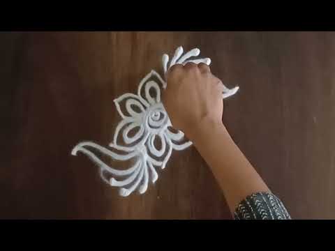 Very easy flower rangoli/Freehand rangoli/दररोज साठी सोपी रांगोळी/ easy flower rangoli #dailyrangoli