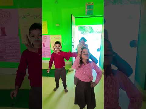 ClassRoom games for activity Ab balance bna ke dikhao 🤣#shorts #viralvideo