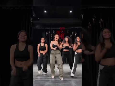 NEHA KAKAR DANCE🔥 ON HER SONG💝#shorts #dance #nehakakkar