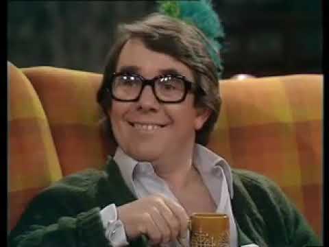 Now Look Here - starring Ronnie Corbett and Rosemary Leach.  Series 2, episode 2 (1973)