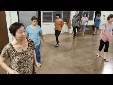 Bon Dance in Hawaii "Zumpa ondo" ハワイで盆ダンス「ズンパ音頭」