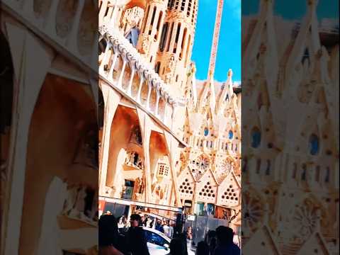 #2813 TRAVEL TIME - A Morning Visit @Basilica de La Sagrada Familia (P1), Barcelona, Spain, Europa