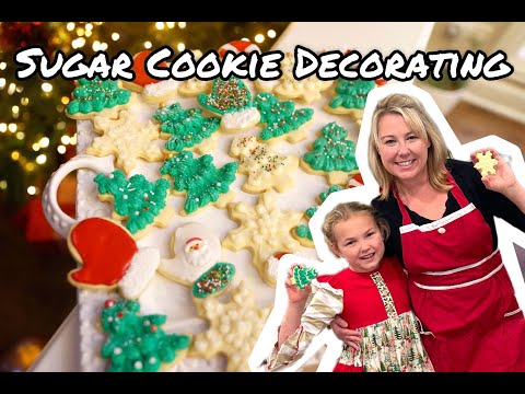 How to Decorate Sugar Cookies for Christmas! #homemade #cooking #satifying