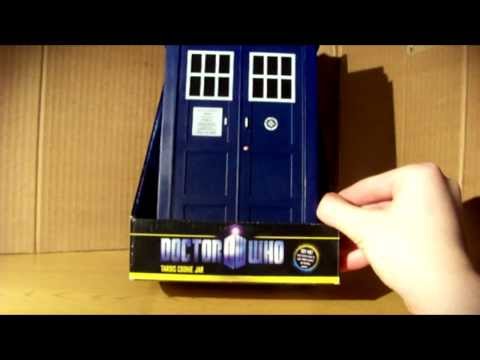 Doctor Who TARDIS Cookie Jar Review