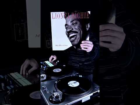 Dj "S" - Lionel Richie & Ralph Tresvant (Short)