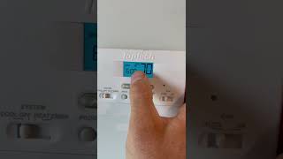 Atlas Apartments: How to program the TopTech thermostat?