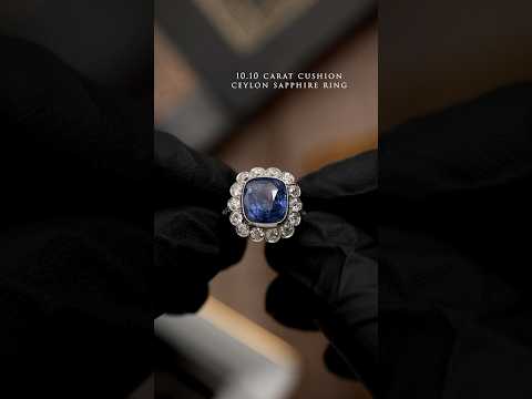 Art Deco-Inspired 10.10 Carat Cushion Ceylon Sapphire Ring 💙