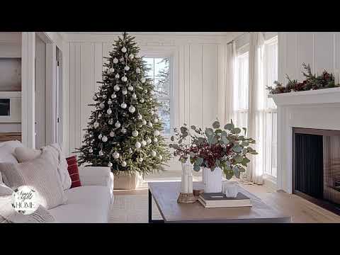 Christmas in Scandinavian Style: How to Transform Your Space for the Holidays with Cozy Touches