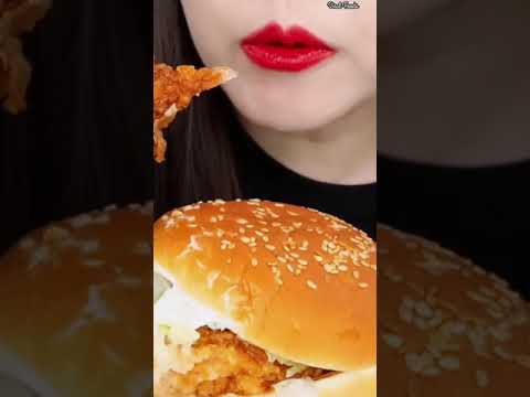 Asmr Eating Spicy Fried Chicken 🔥🥵#shorts