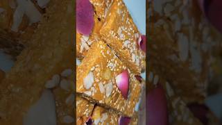 Unique Murena famous gajak recipe 🤤 || #shorts #gajak #gajakrecipe #trending #makarsankranti  #don