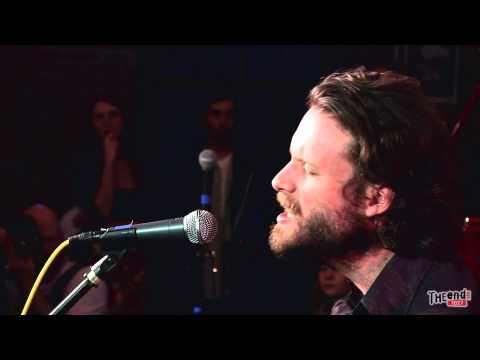 Father John Misty - Hollywood Forever Cemetary Sings (Endsession)