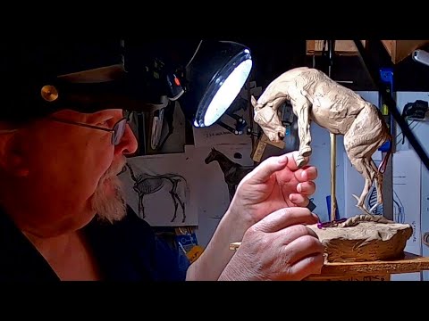 A BURR UNDER THE SADDLE BLANKET   Front Legs, Finished   Starting Jig to Create the Saddle