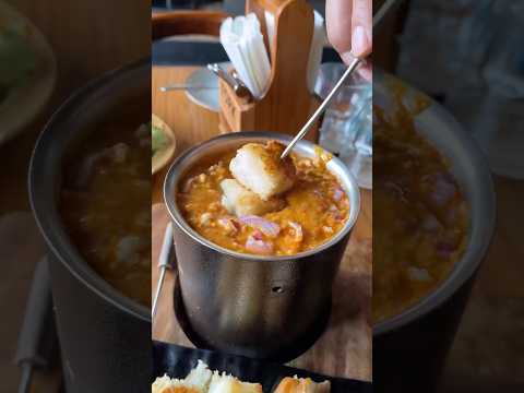 Cheese Pav Bhaji Fondue #pavbhaji #cheesepavbhaji #pavbhajifondue #streetfoodideas #indianstreetfood