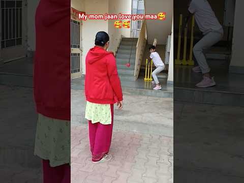 मेरी माँ👩🥰//#popular #skaterarush #ytshortsindia #cricketlover #youtubeshorts #gaming#shortvideo #yt