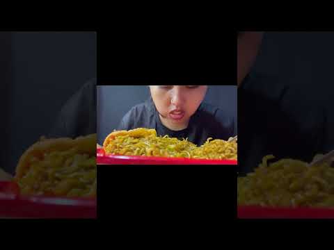 #mukbangers #food #mukbangchannel #eatingvideos #eatshow #noodles