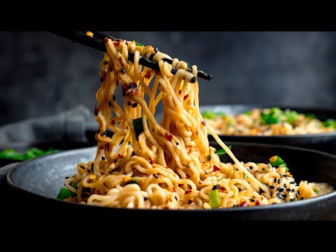 5 Minute Peanut Butter, Garlic Chilli Noodles