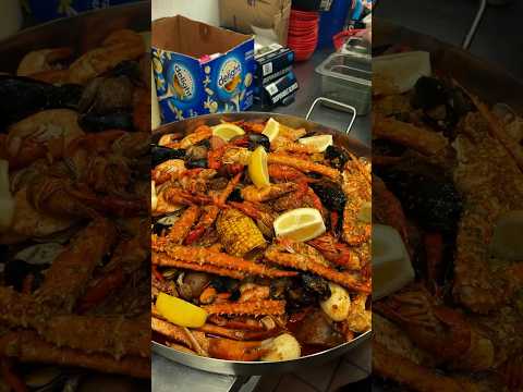 C3 Vegas all you can eat  seafood boil  #sneakers #seafoodboil #lasvegas