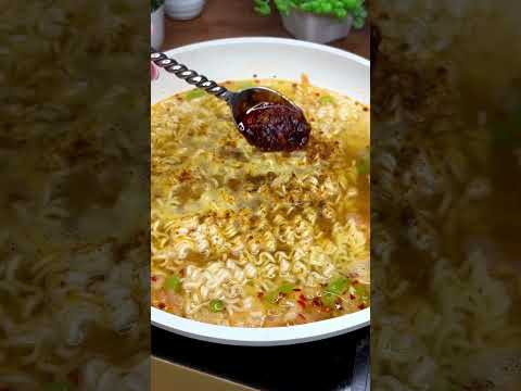 Maggi Momo Soup | Monsoon Recipe