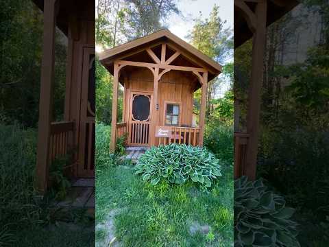 I stayed in the cutest bunkie of Canada #brucepeninsula #naturelovers #canada