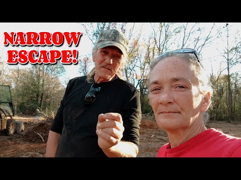 MARY'S NARROW ESCAPE FROM DISASTER !! [farm, tiny house, homesteading, RV life, RV living]