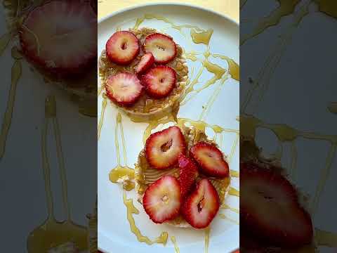 Easy Dessert Idea….Rice Cakes with peanut butter