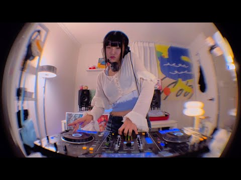 '𝒔𝒘𝒆𝒆𝒕𝒆𝒔𝒕 𝒓𝒂𝒗𝒆 𝒊𝒏 𝒕𝒉𝒆 𝒉𝒐𝒖𝒔𝒆 ✧*。DJ set' by yunji (ukg/breakbeat)