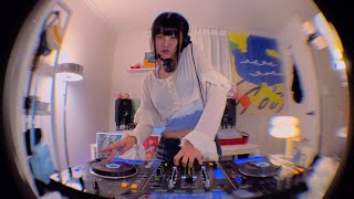 '𝒔𝒘𝒆𝒆𝒕𝒆𝒔𝒕 𝒓𝒂𝒗𝒆 𝒊𝒏 𝒕𝒉𝒆 𝒉𝒐𝒖𝒔𝒆 ✧*。DJ set' by yunji (ukg/breakbeat)