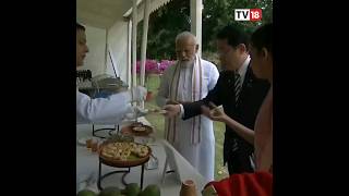 Watch: Japanese PM Fumio Kishida Tries ‘Gol-Gappe’ With PM Modi In Delhi | #Shorts | CNBC-TV18