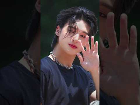 PORTRAITING Ateez Wooyoung #ateez  #minecraft #viral