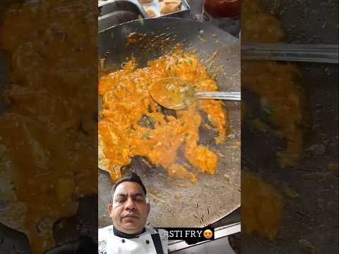 Red sauce pasta 🍝 #streetfood #mumbaifoodscenes #mumbaifoodblog #foodie #viralvideo #shotsvideo