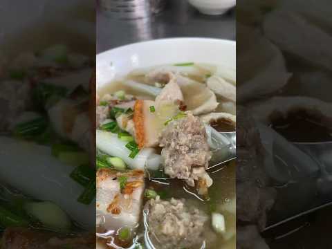 Popular pork roll noodle soup very peppery in #bangkok #chinatown #thailand #streetfood