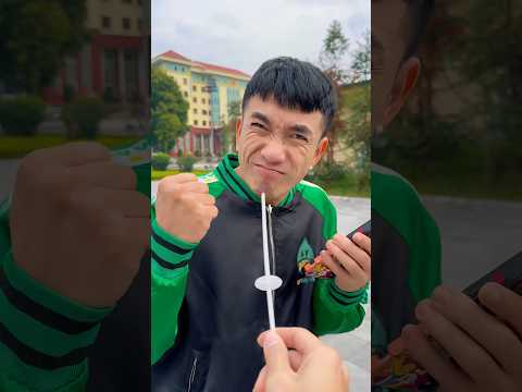 Candy prank on dad 🤣🍭