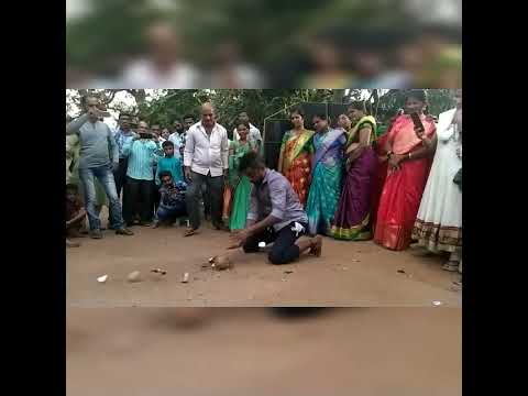 coconut breaking with bare hand💥#hammer hand#unstopable #wedding fun#power man💪🔥